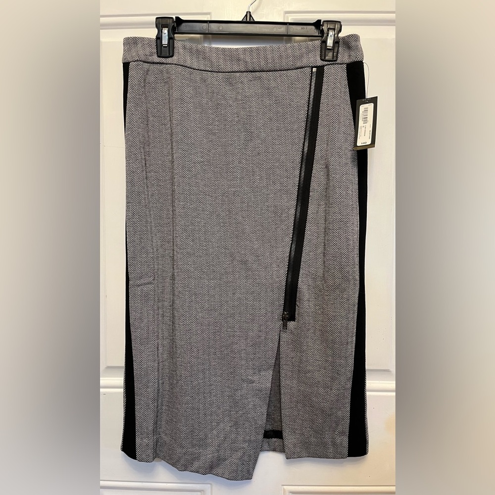 NWT Worthington Women’s Business Work Casual Zippered Houndstooth Skirt Size 10